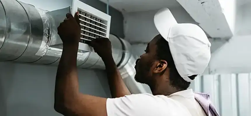 Our Licensed And Insured Cleaners in Lynwood, CA